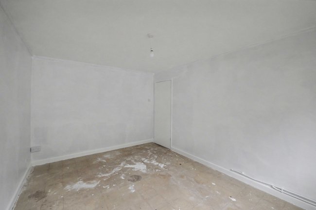 Flat 125 High Street, Ventnor, Isle of Wight, PO38 1LZ 5