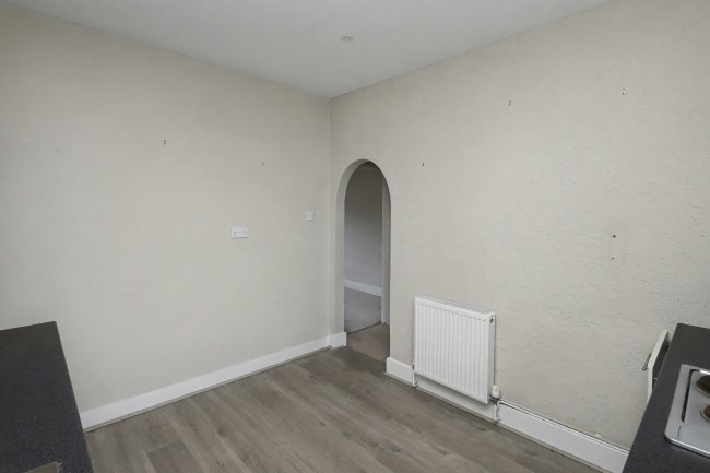 35A Thetford Road, Ashford, Middlesex, TW15 3BW 1