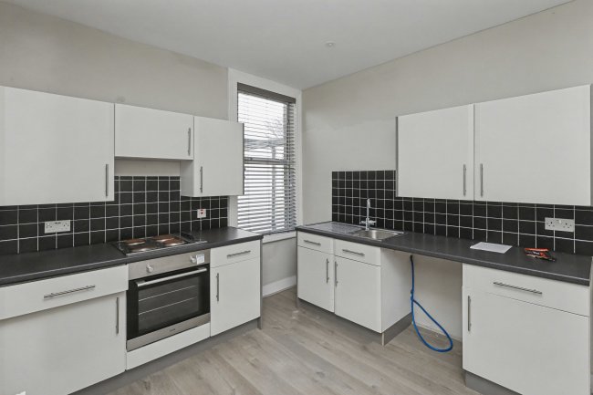 35A Thetford Road, Ashford, Middlesex, TW15 3BW 1