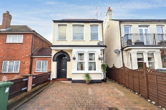 35A Thetford Road, Ashford, Middlesex, TW15 3BW 1