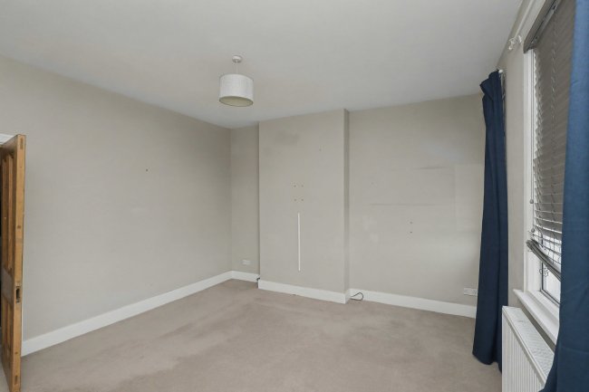 35A Thetford Road, Ashford, Middlesex, TW15 3BW 1