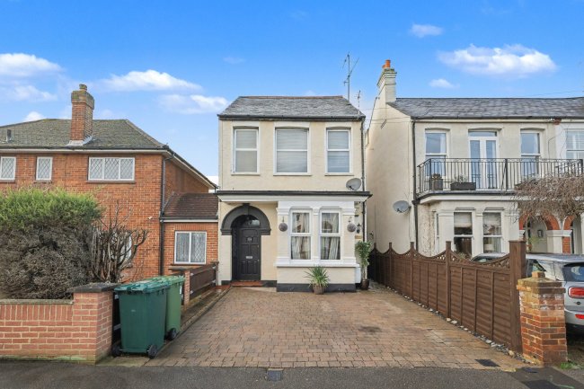 35A Thetford Road, Ashford, Middlesex, TW15 3BW 1