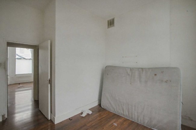 Flat B, 46 Chesterton Road, Notting Hill, London W10 6ER 5