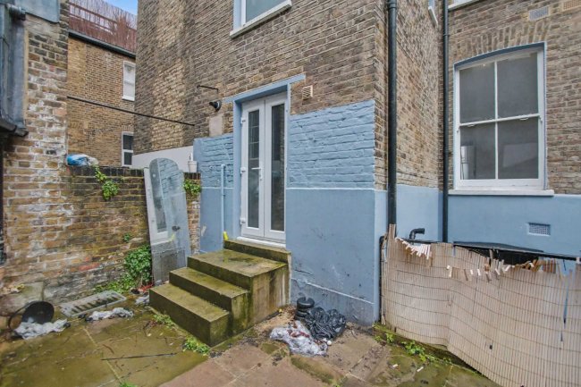 Flat B, 46 Chesterton Road, Notting Hill, London W10 6ER 5