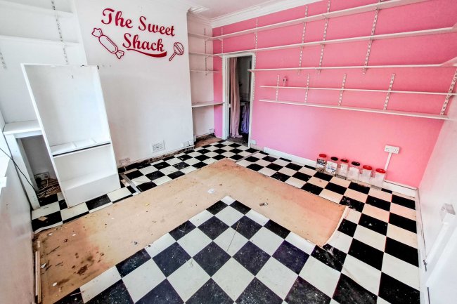 31-33 Marsh Street, Wombwell, Barnsley, S73 0AD 6