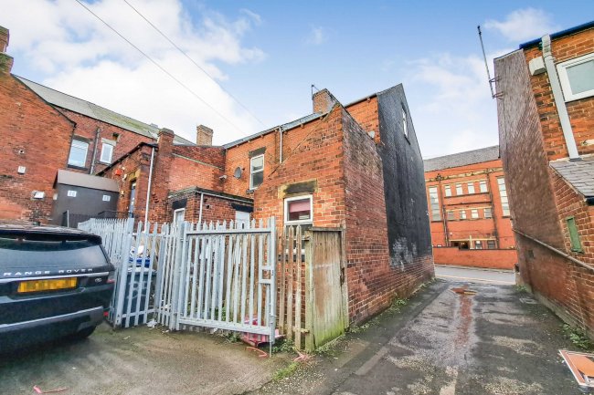 31-33 Marsh Street, Wombwell, Barnsley, S73 0AD 6