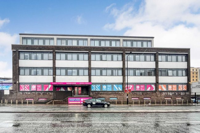 115 Burgess House, 93-105 St. James Boulevard, Newcastle upon Tyne NE1 4BW 5