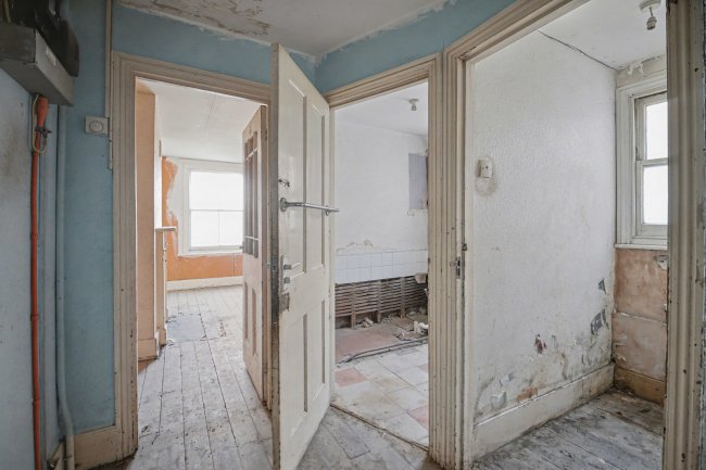 18B Knoll Road, Wandsworth, London, SW18 2DF 4