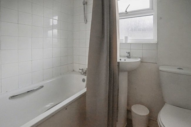 64 Natal Road, Streatham, London, SW16 6HZ 10