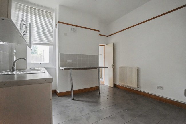 Flat 1, 18 Morella Road, Balham, London, SW12 8UH 7