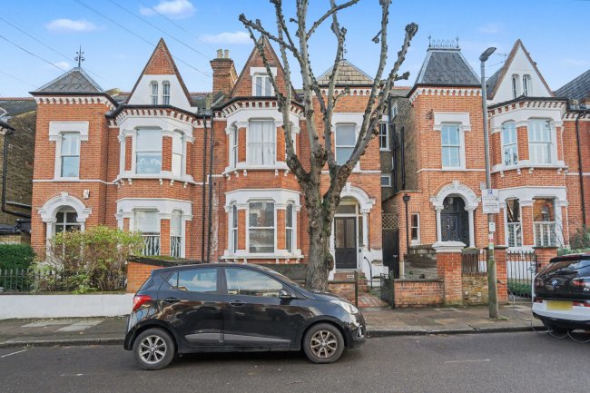 Flat 1, 18 Morella Road, Balham, London, SW12 8UH 7