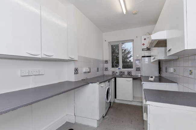 234A Blackfen Road, Sidcup, DA15 8PW 9