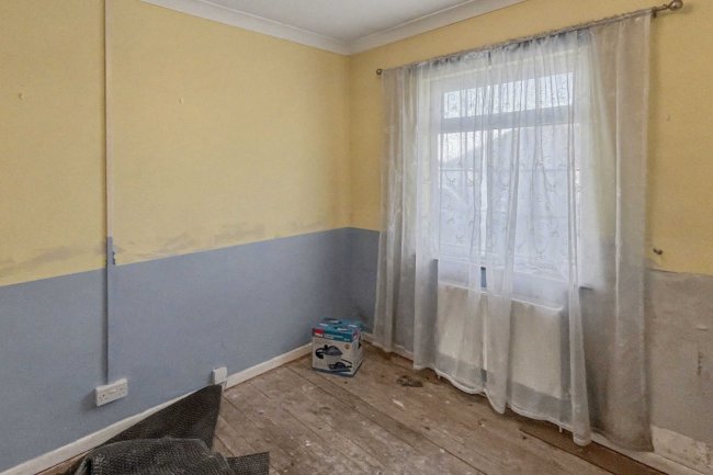 24 Sussex Road, Orpington, Kent, BR5 4JF 6