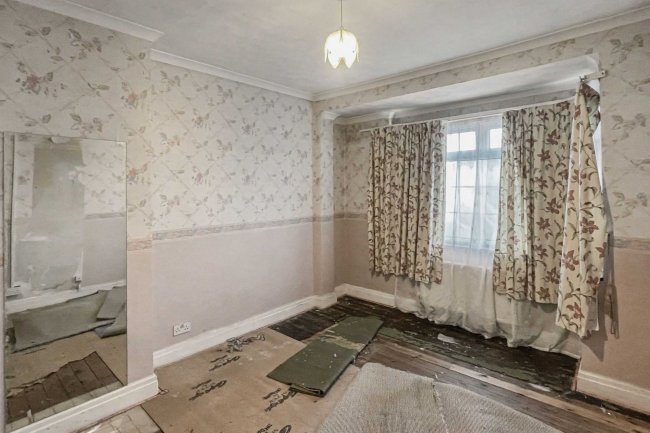 24 Sussex Road, Orpington, Kent, BR5 4JF 6