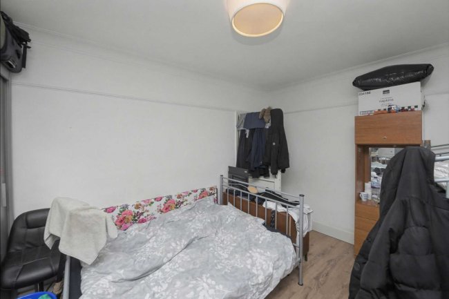 Flat 1 Selhurst New Court, Selhurst New Road, Norwood, London SE25 5PT 8