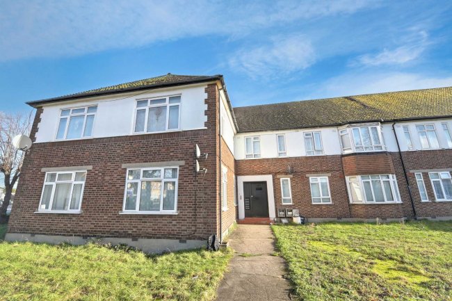 Flat 1 Selhurst New Court, Selhurst New Road, Norwood, London SE25 5PT 8