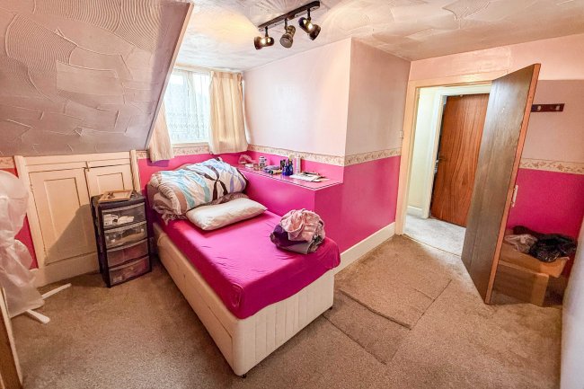 109-111 Drummond Road, Skegness PE25 3EP 5