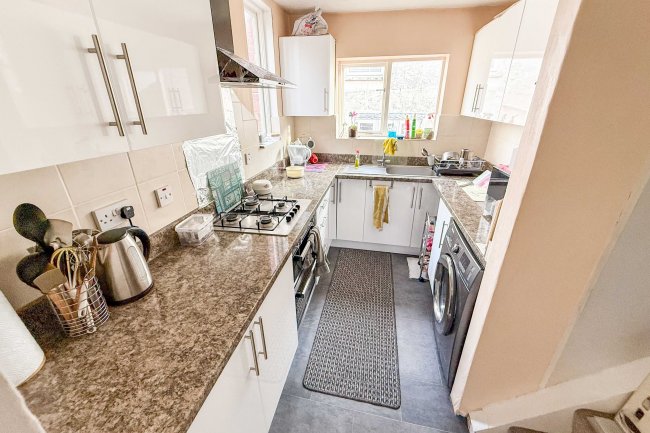 109-111 Drummond Road, Skegness PE25 3EP 5