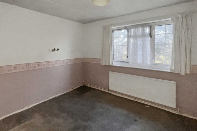 18 Melanie Close, Bexleyheath, DA7 5JH 3