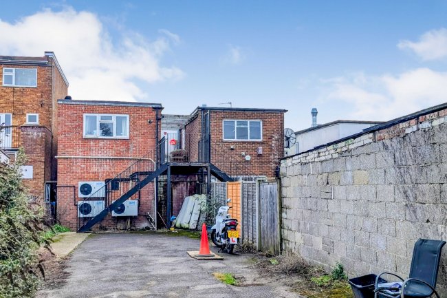 30 Milford Road, Pennington, Lymington SO41 8DW 4