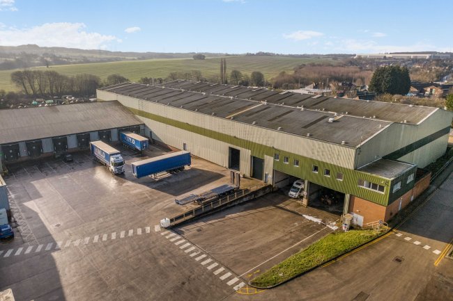 Rotherham 125, Rotherham Road, Hellaby, Rotherham S66 8EL 6