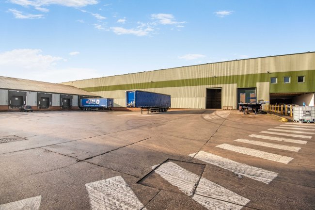 Rotherham 125, Rotherham Road, Hellaby, Rotherham S66 8EL 6