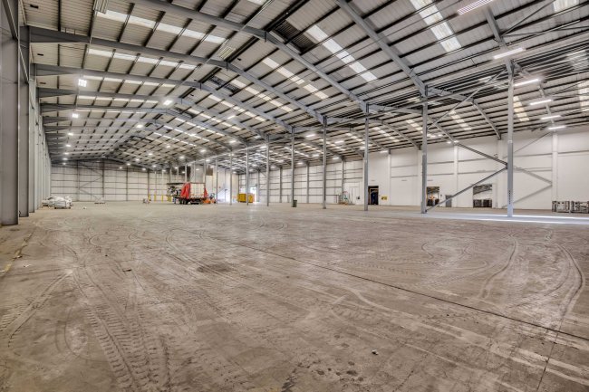 Rotherham 125, Rotherham Road, Hellaby, Rotherham S66 8EL 6