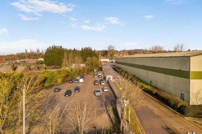 Rotherham 125, Rotherham Road, Hellaby, Rotherham S66 8EL 6