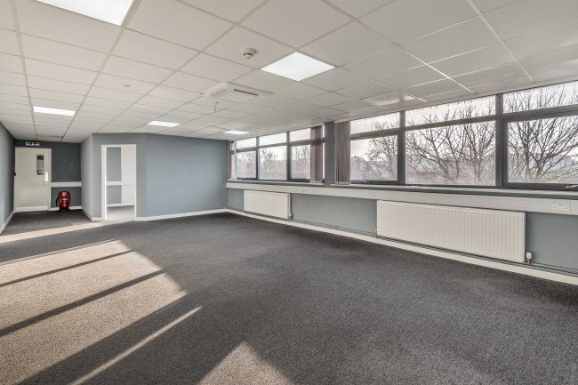 Rotherham 125, Rotherham Road, Hellaby, Rotherham S66 8EL 6