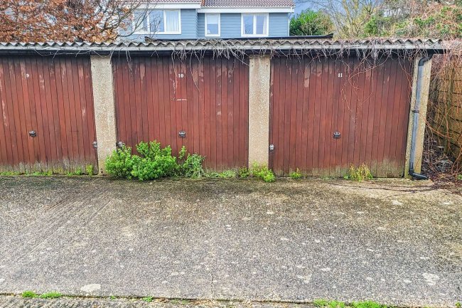 Garages at Critchfield Road, Bosham, Chichester, West Sussex, PO18 8HH 7