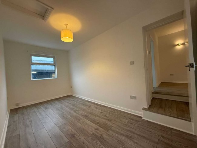 2 Hardy Street, Worksop, Nottinghamshire, S80 1EH 1