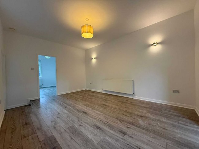 2 Hardy Street, Worksop, Nottinghamshire, S80 1EH 1