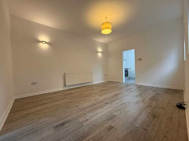 2 Hardy Street, Worksop, Nottinghamshire, S80 1EH 1