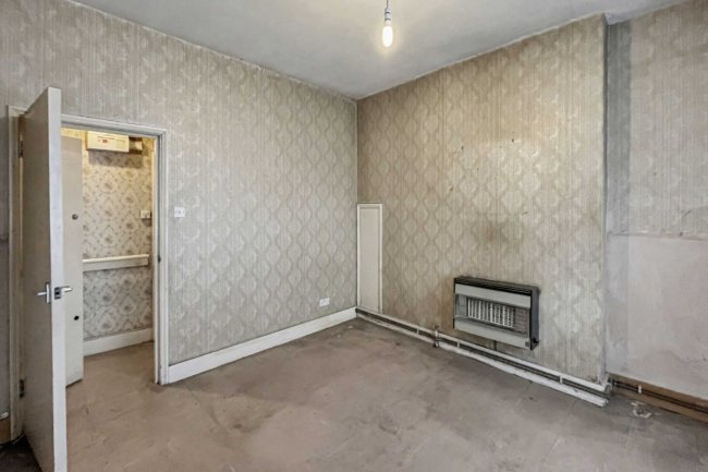 16A & 16B Rush Hill Road, Battersea, London SW11 5NW 7