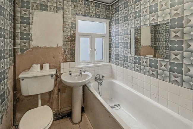 16A & 16B Rush Hill Road, Battersea, London SW11 5NW 7