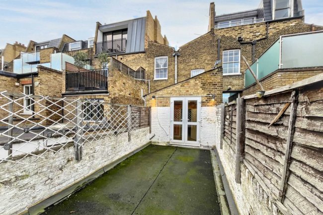 16A & 16B Rush Hill Road, Battersea, London SW11 5NW 7