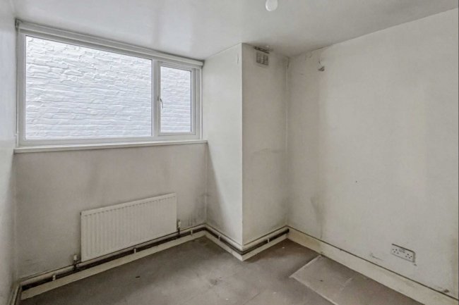 16A & 16B Rush Hill Road, Battersea, London SW11 5NW 7