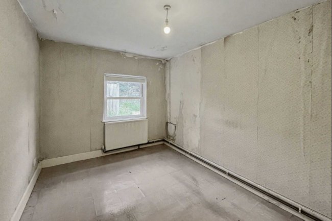 16A & 16B Rush Hill Road, Battersea, London SW11 5NW 7