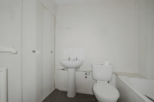 Flat 1 Park View, Durrants Road, Rowlands Castle, PO9 6BE 5