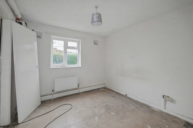 Flat 1 Park View, Durrants Road, Rowlands Castle, PO9 6BE 5