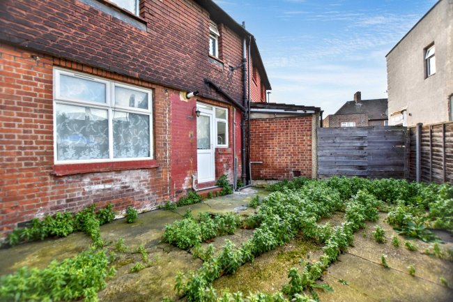 224 Prince Regent Lane, Plaistow, London E13 8SE 6