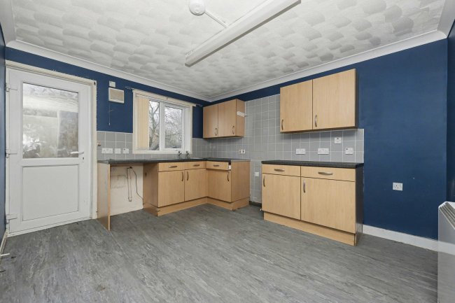 60 Stainton Drive, Felling, Gateshead, Tyne and Wear, NE10 9QX 3