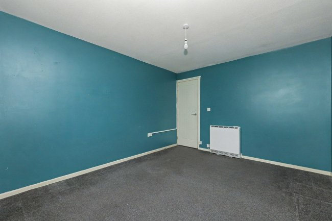 60 Stainton Drive, Felling, Gateshead, Tyne and Wear, NE10 9QX 3