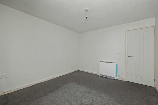 60 Stainton Drive, Felling, Gateshead, Tyne and Wear, NE10 9QX 3