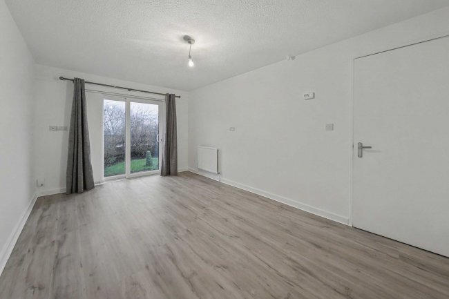 1 St. Patricks Walk, Gateshead, Tyne and Wear, NE10 9HF 8