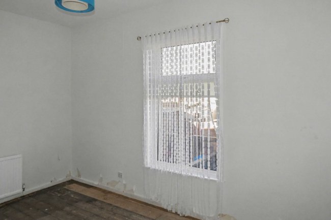 116 Johnston Street, Blackburn, Lancashire, BB2 1HY 1