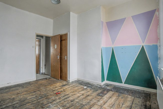 25 Lockhart Road, Preston, Lancashire, PR1 6BT 5