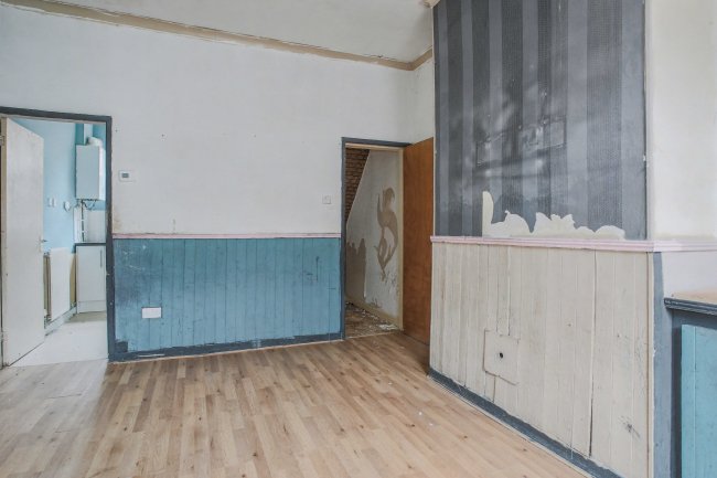 25 Lockhart Road, Preston, Lancashire, PR1 6BT 5