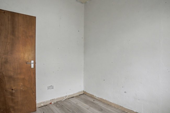 25 Lockhart Road, Preston, Lancashire, PR1 6BT 5