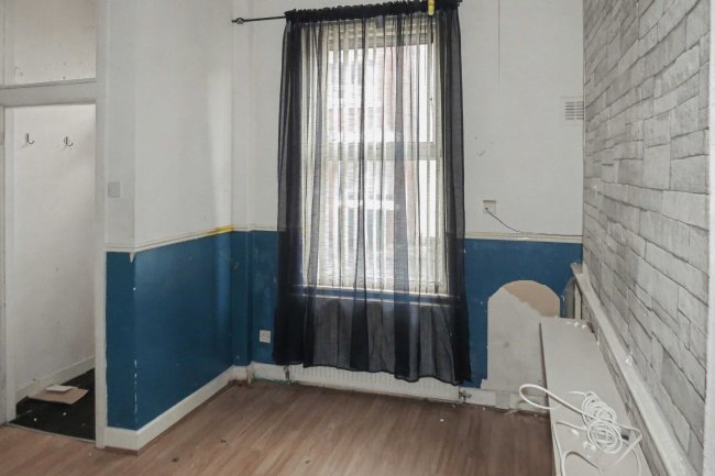 40 Lockhart Road, Preston, Lancashire, PR1 6BT 6